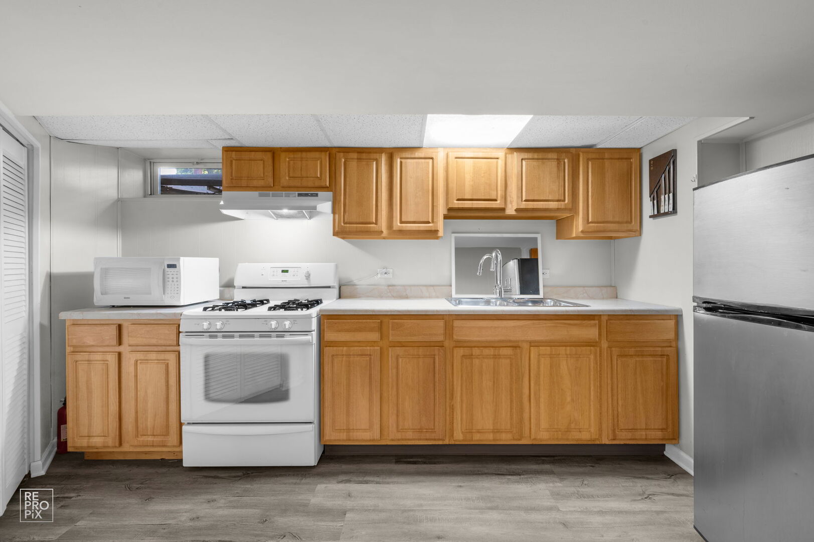 840 N Center Street, Naperville, IL 60563