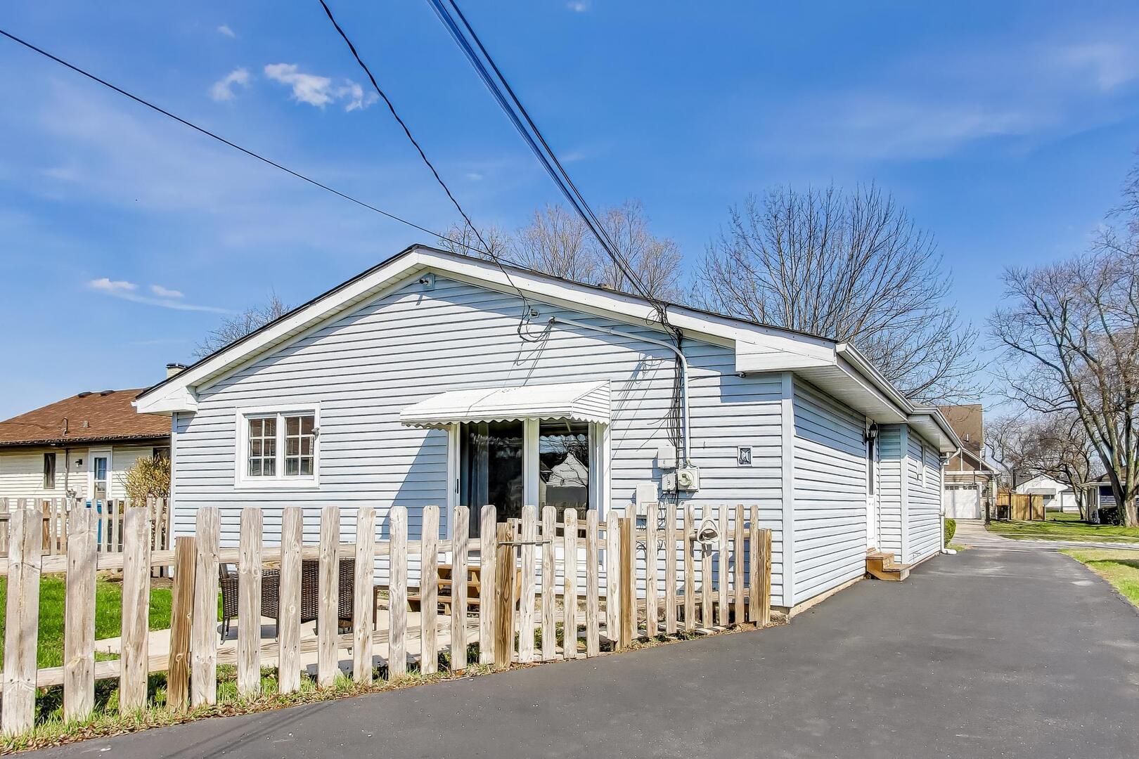 314 N Owen Street, Mount Prospect, IL 60056