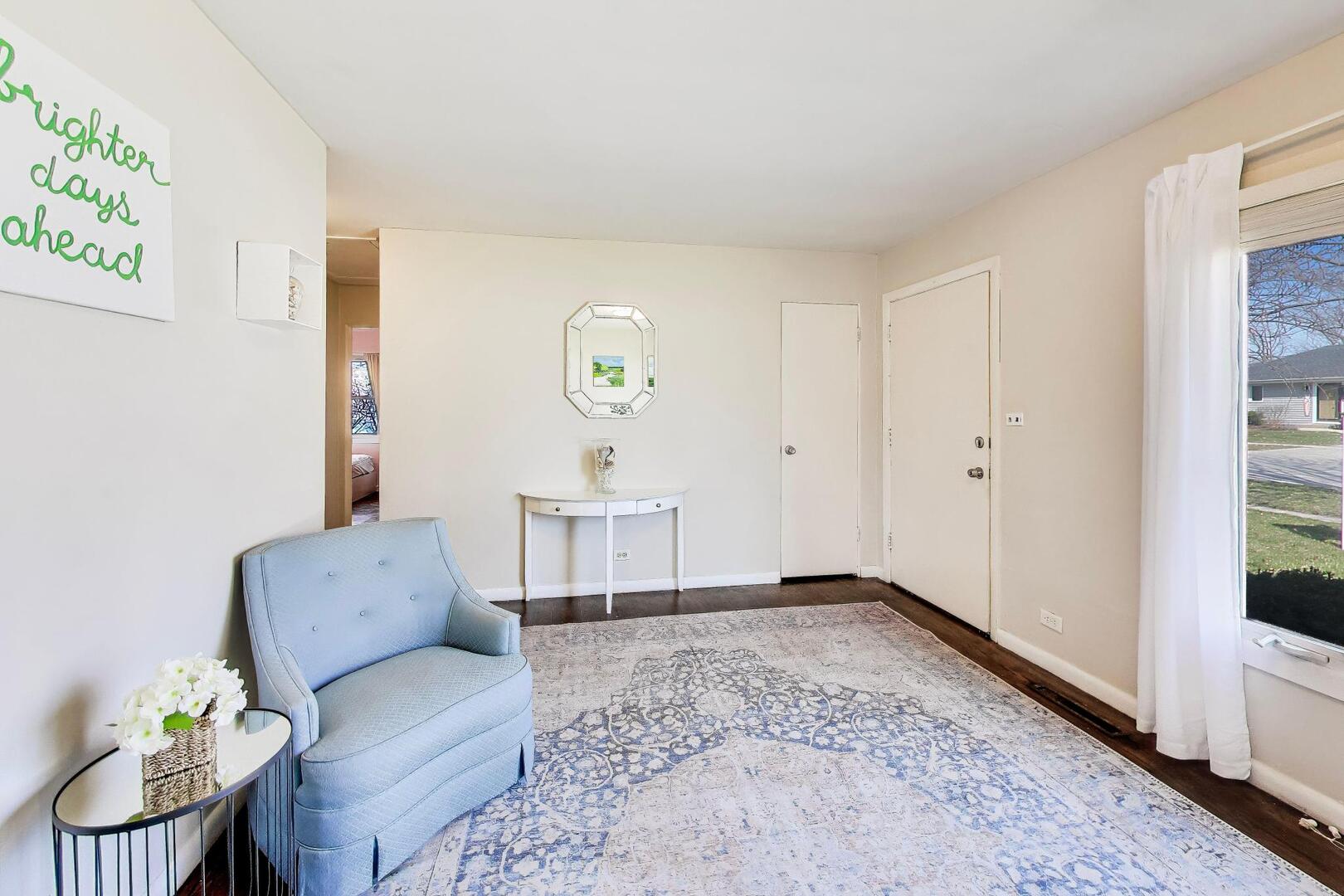 314 N Owen Street, Mount Prospect, IL 60056