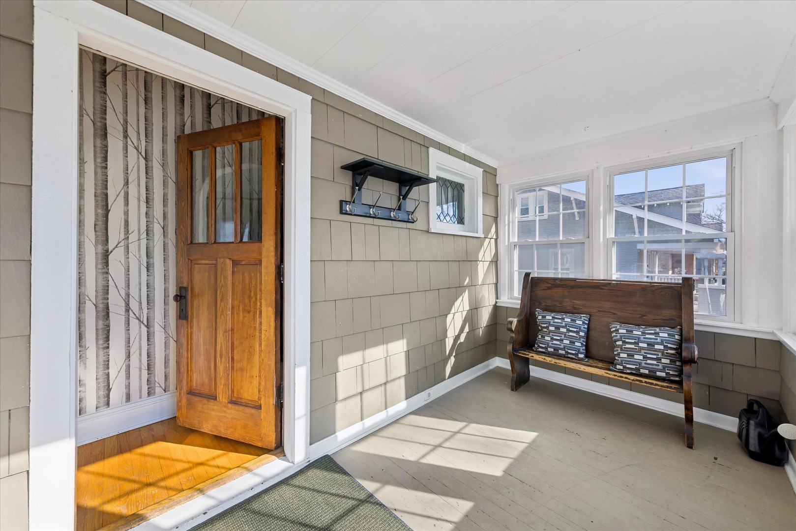 293 N Illinois Street, Elmhurst, IL 60126