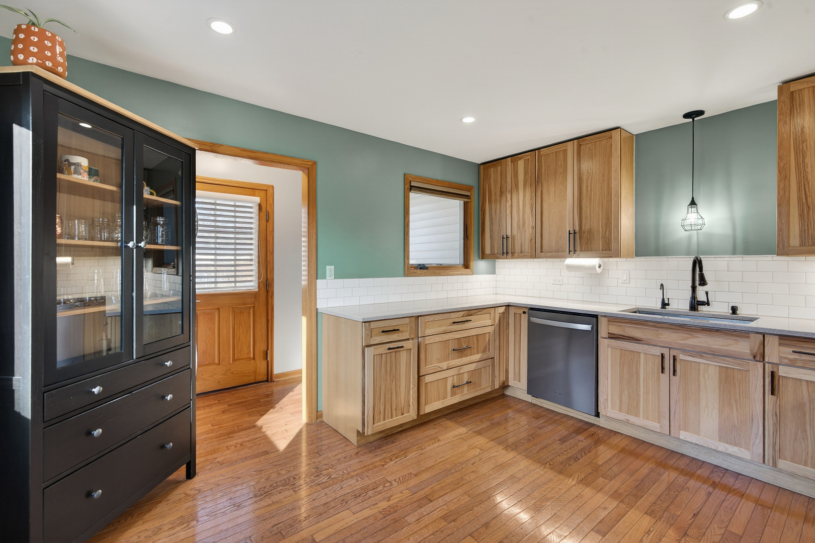 2308 Park Street, Rolling Meadows, IL 60008