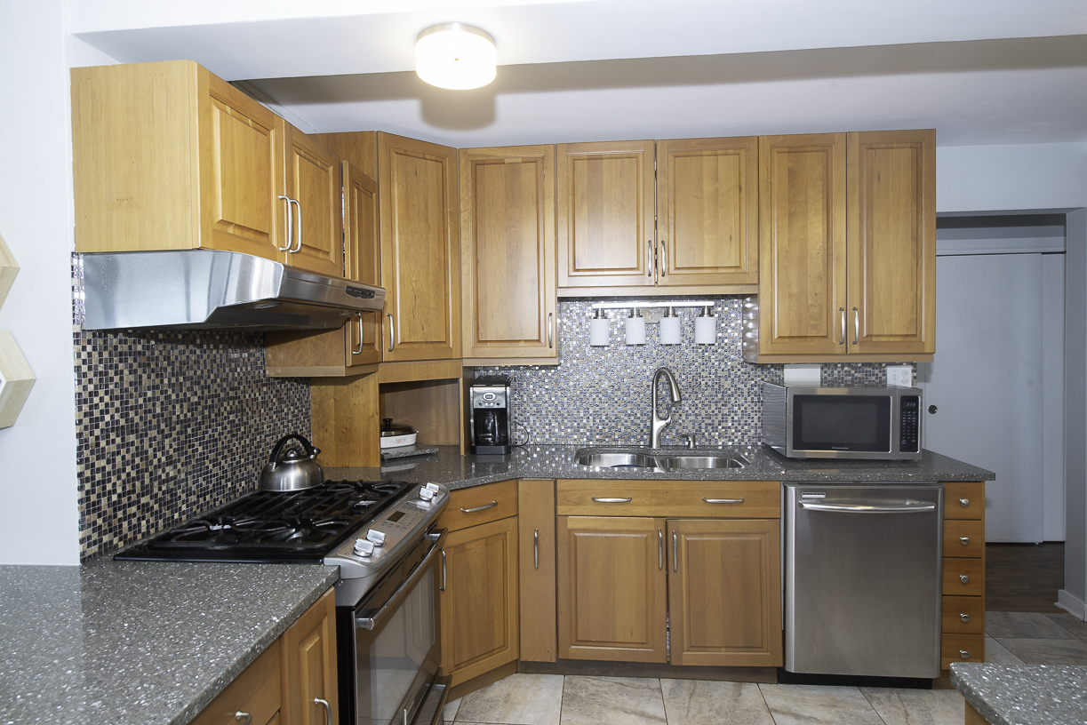 5801 N SHERIDAN Road #18C, Chicago, IL 60660