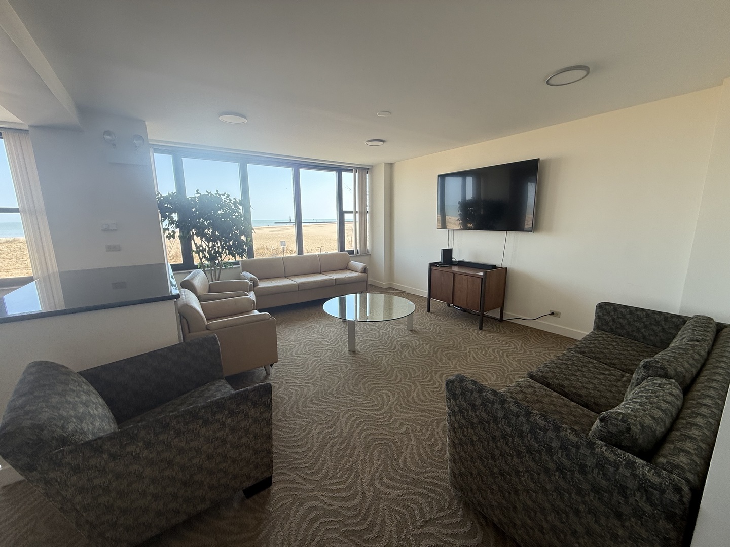 5801 N SHERIDAN Road #18C, Chicago, IL 60660