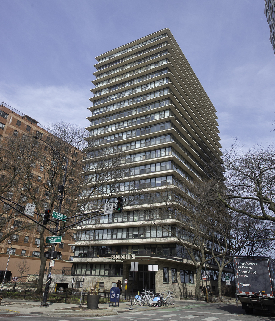 5801 N SHERIDAN Road #18C, Chicago, IL 60660