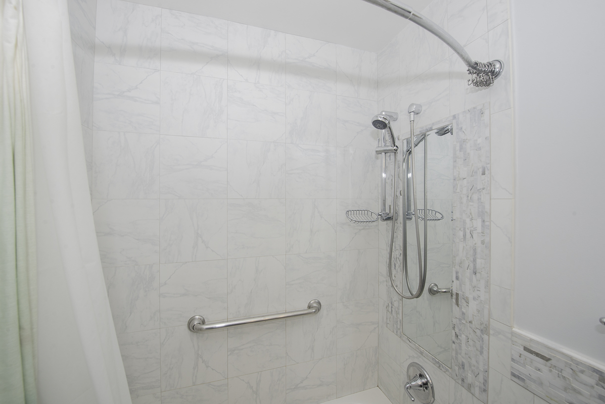 5801 N SHERIDAN Road #18C, Chicago, IL 60660