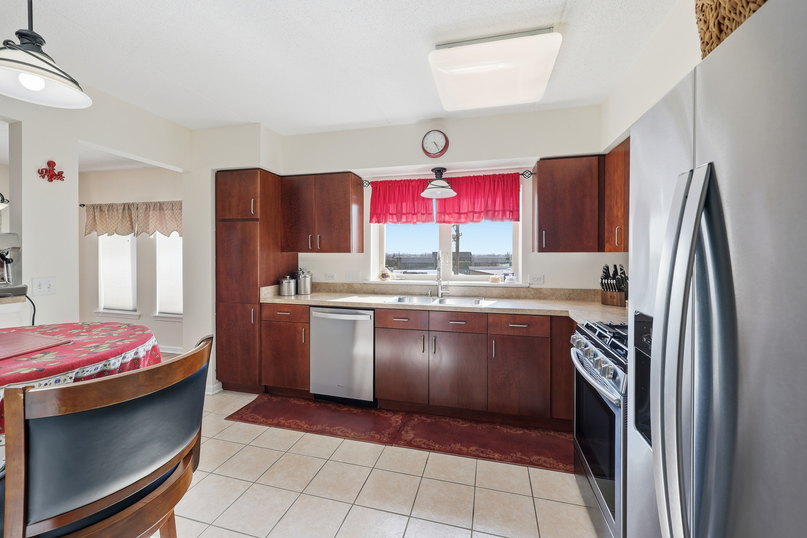 Elk Grove Village, IL 60007