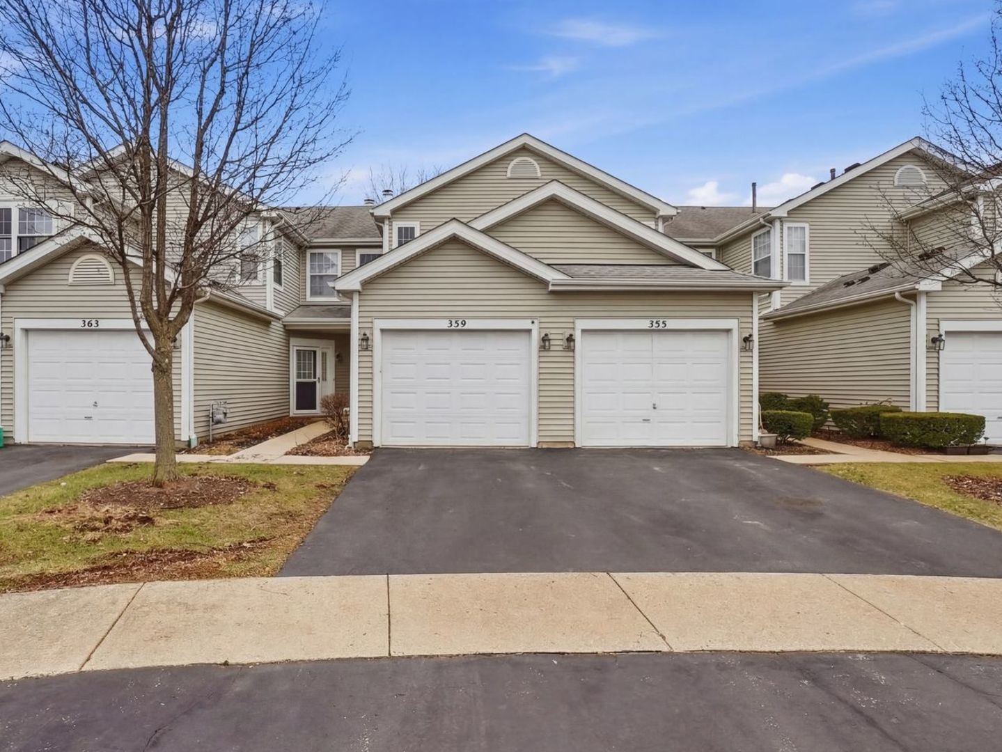 359 Glen Leven Court, Schaumburg, IL 60194