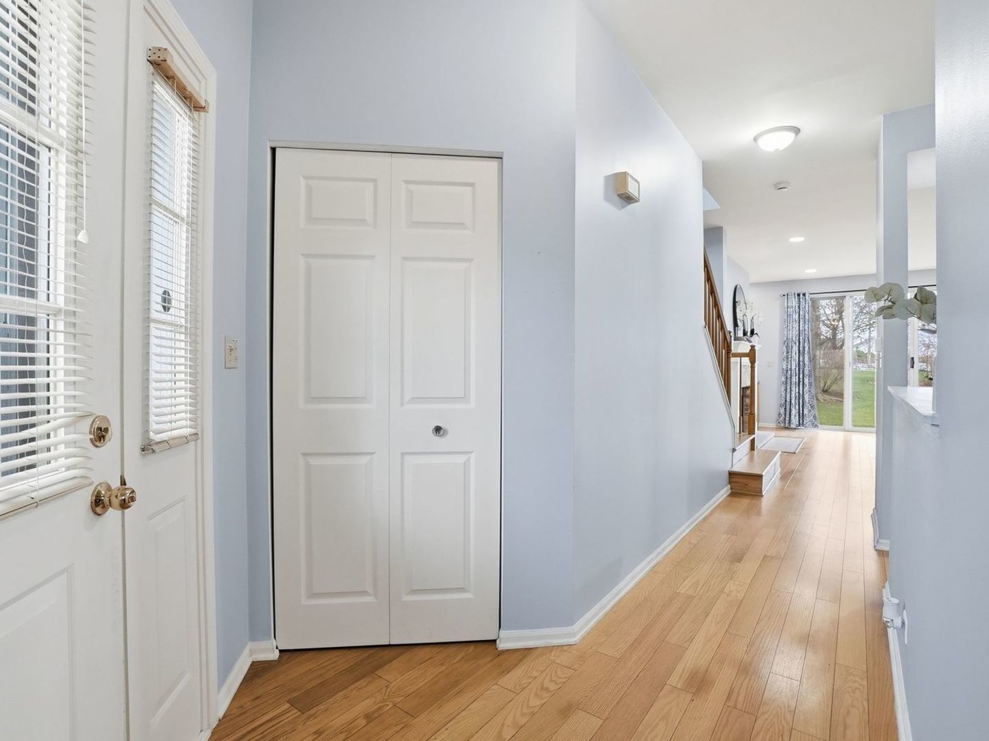 359 Glen Leven Court, Schaumburg, IL 60194