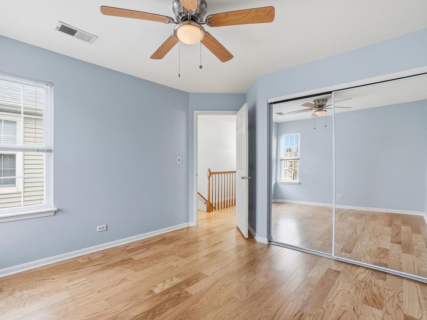 359 Glen Leven Court, Schaumburg, IL 60194