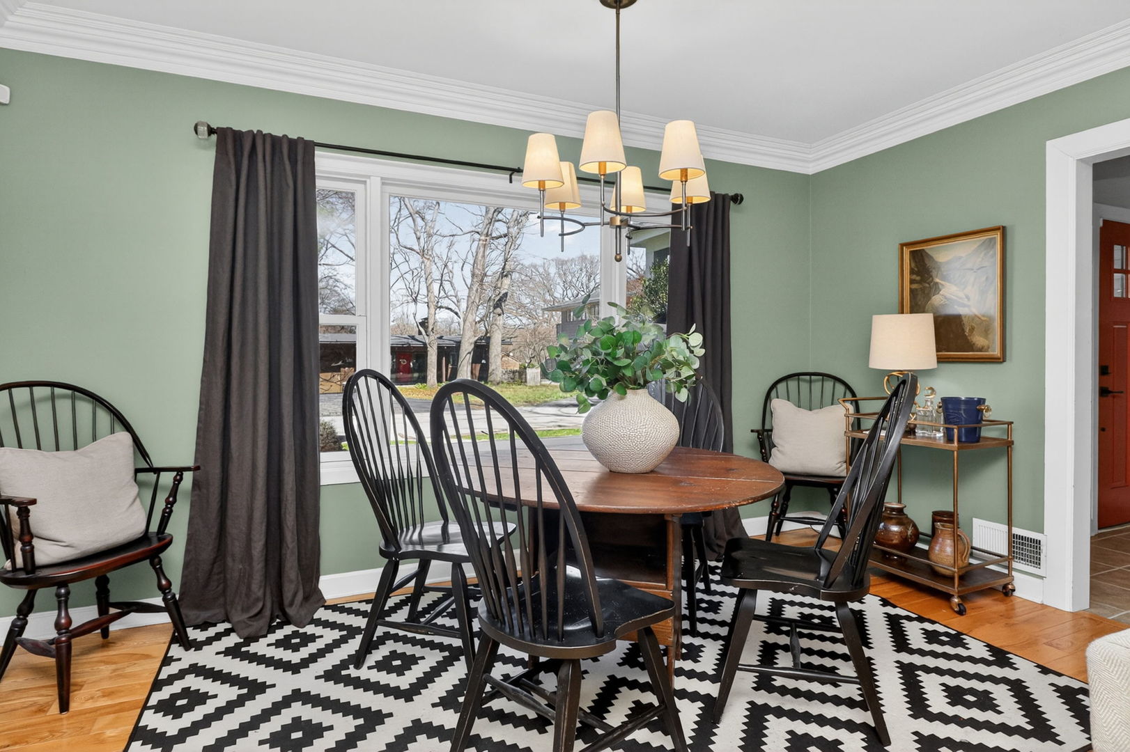 210 Woodward Avenue, Geneva, IL 60134