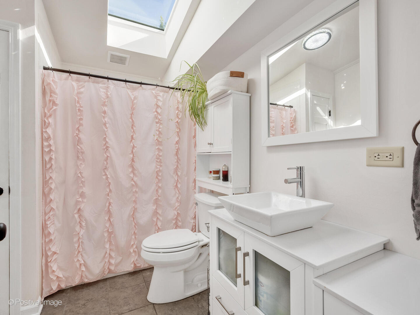 875 S York Street, Elmhurst, IL 60126