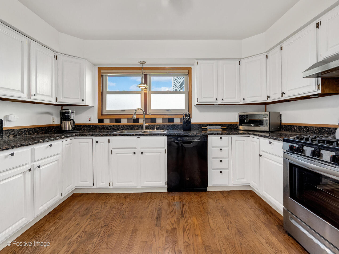 875 S York Street, Elmhurst, IL 60126