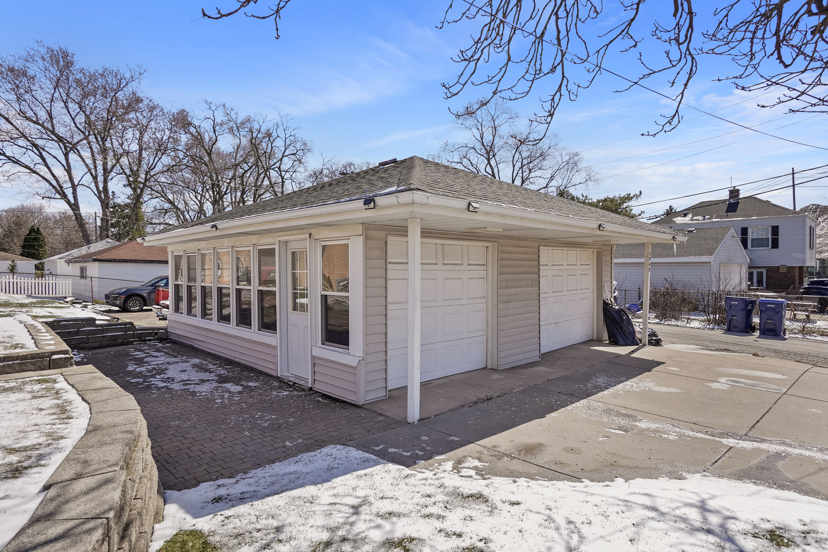 5949 School Street, Berkeley, IL 60163