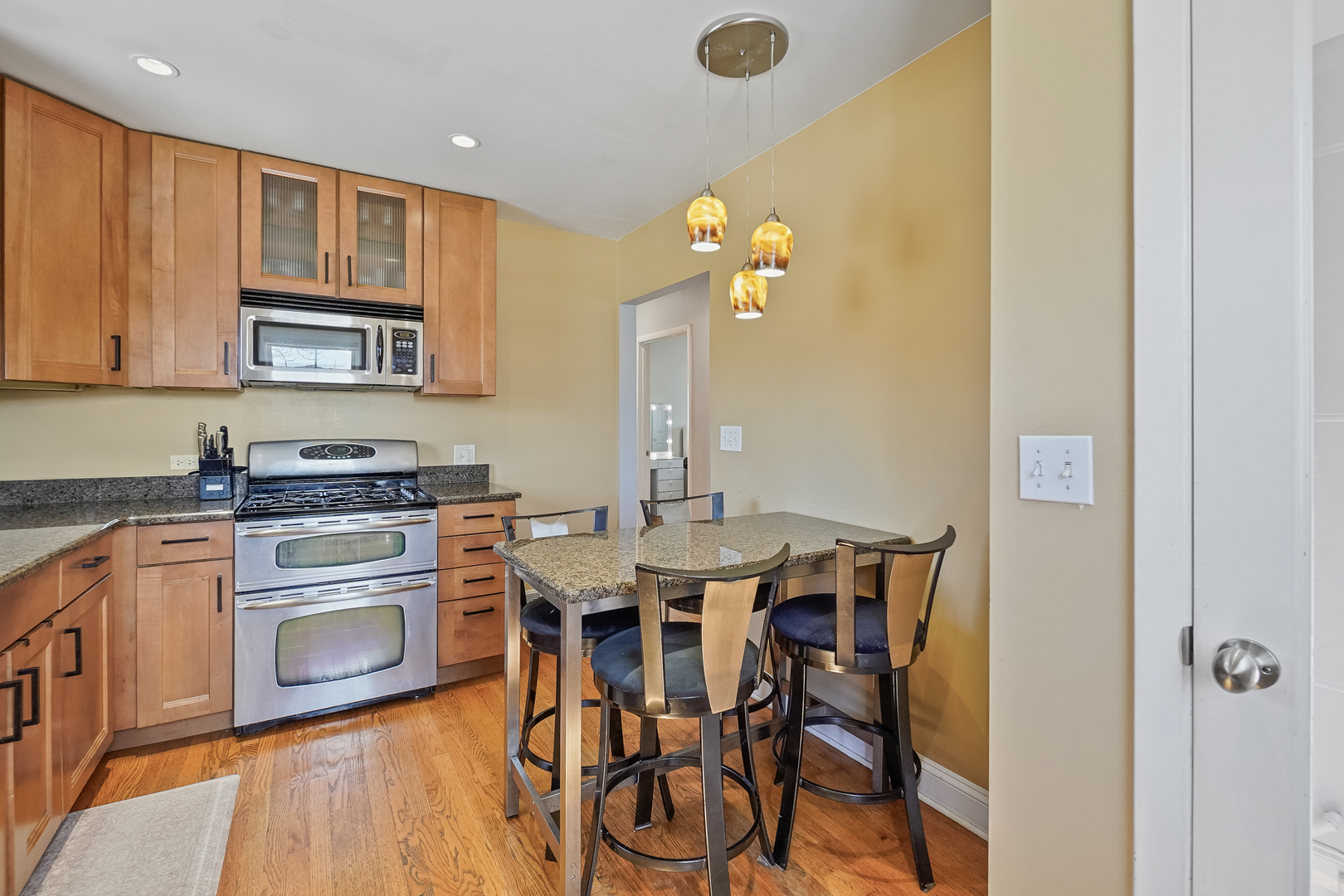 5949 School Street, Berkeley, IL 60163