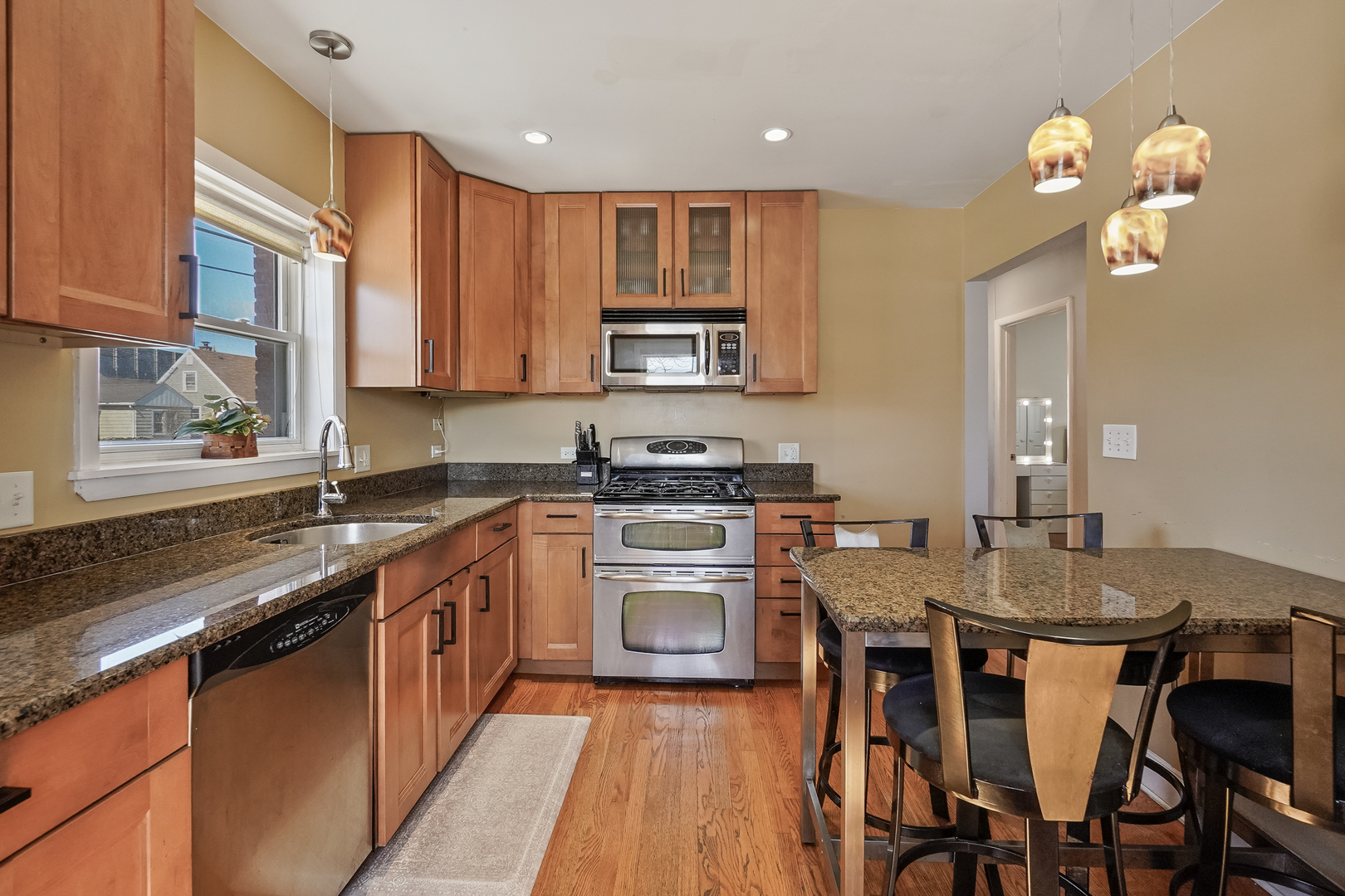 5949 School Street, Berkeley, IL 60163