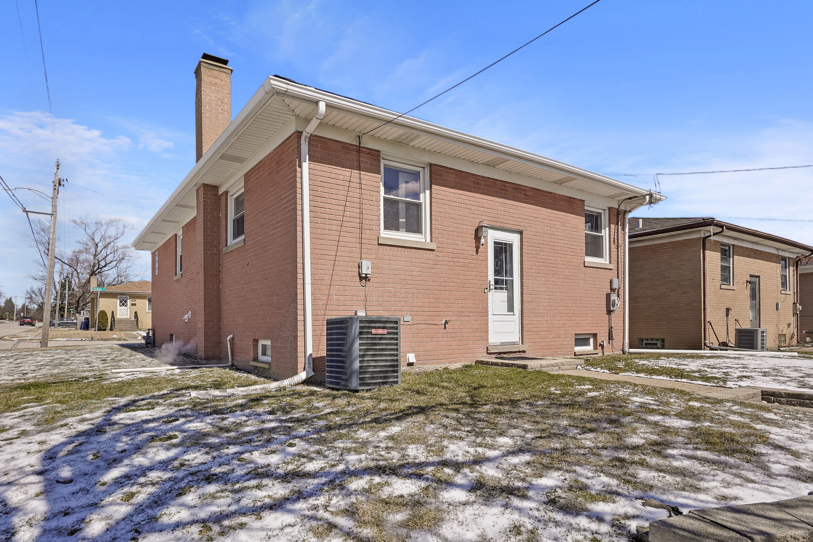 5949 School Street, Berkeley, IL 60163