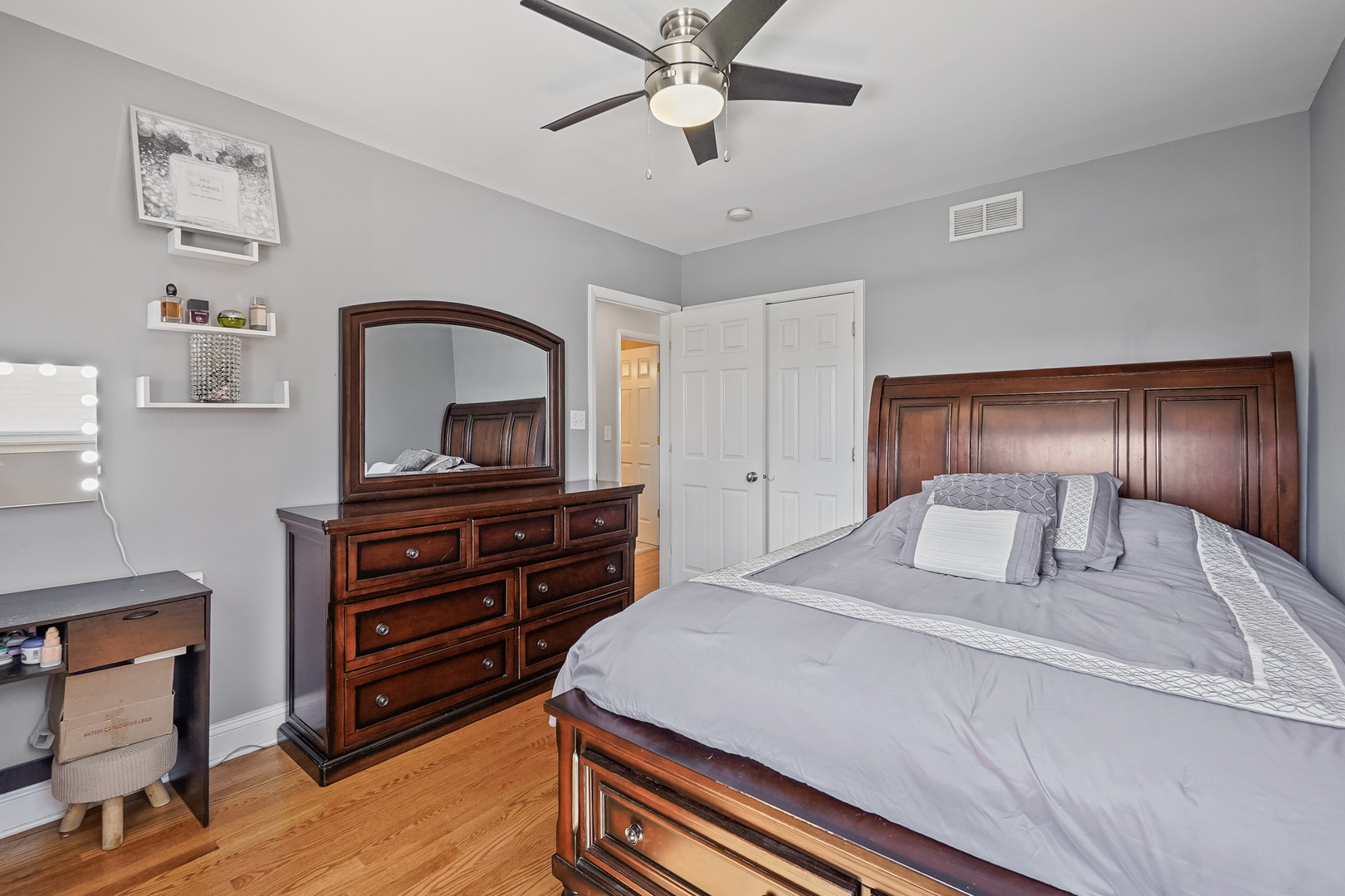 5949 School Street, Berkeley, IL 60163