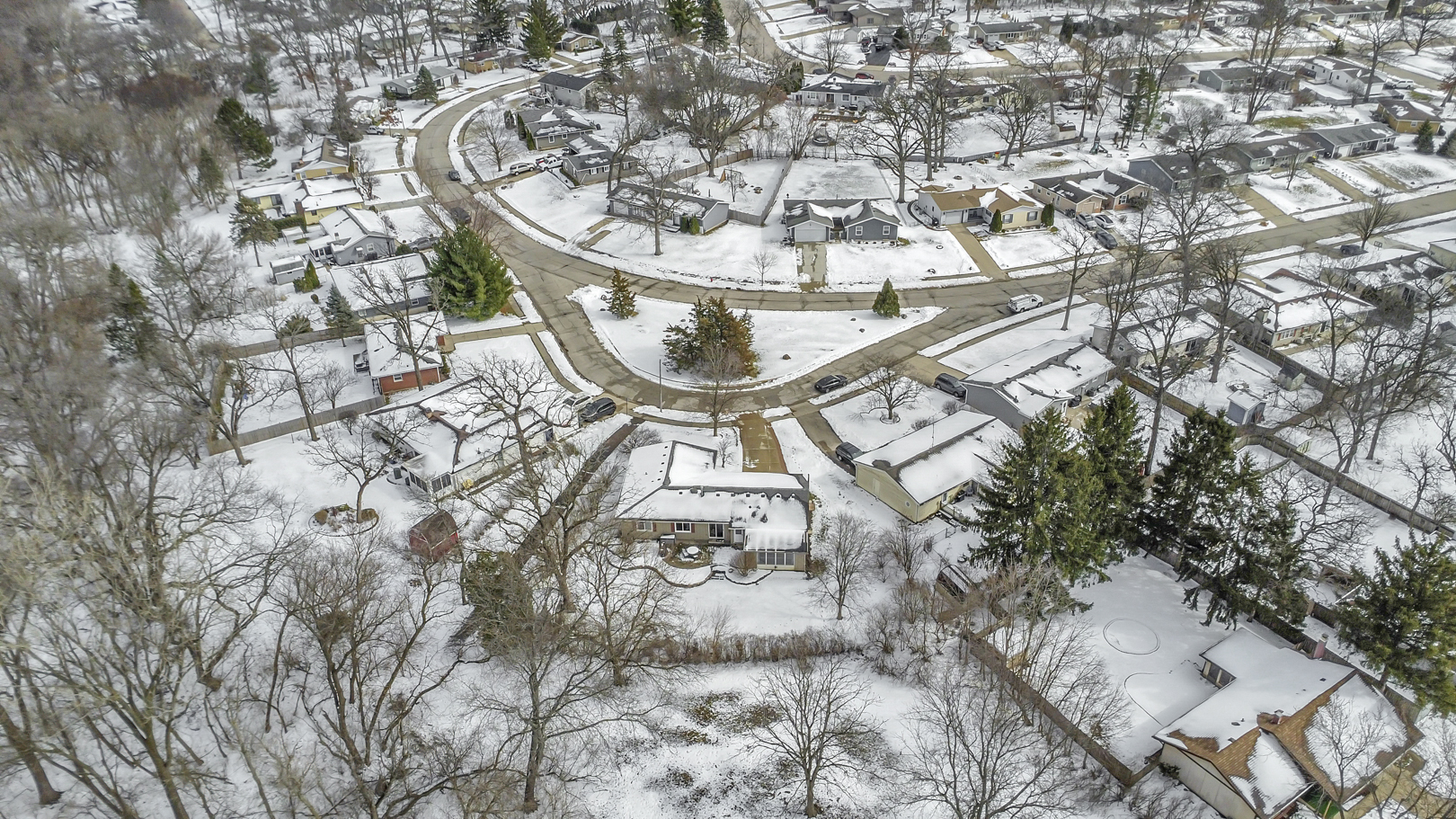 1129 N Cumberland Circle, McHenry, IL 60050