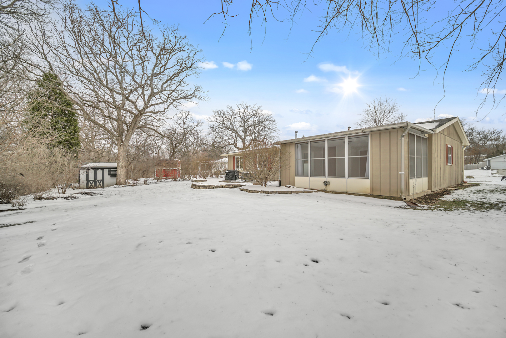 1129 N Cumberland Circle, McHenry, IL 60050