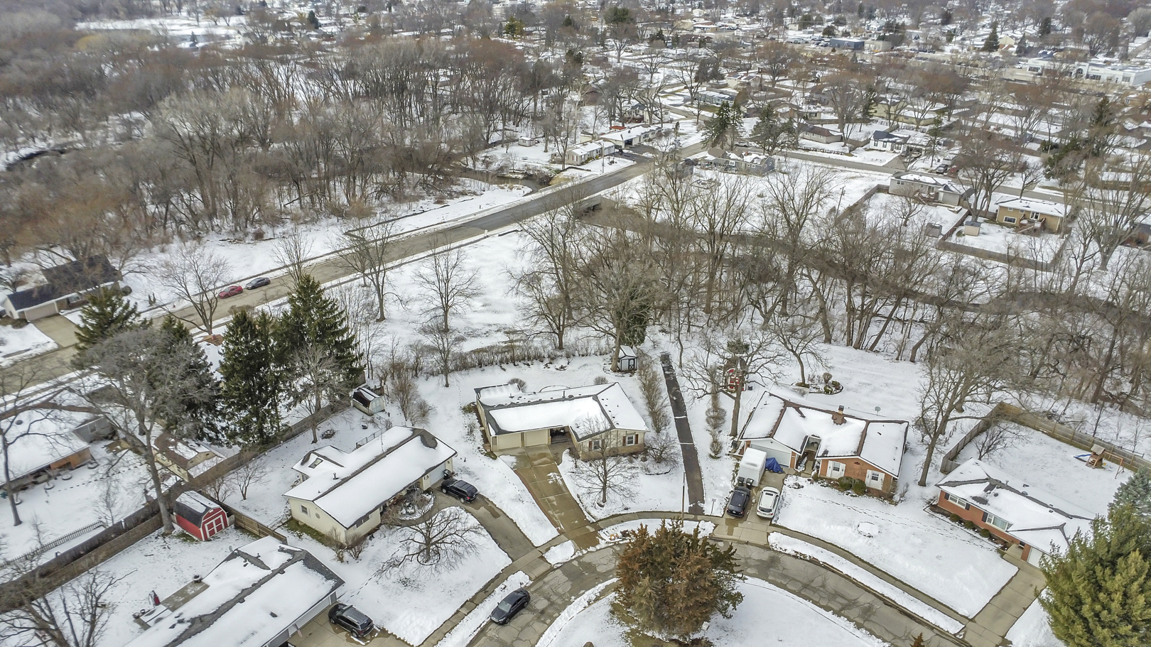 1129 N Cumberland Circle, McHenry, IL 60050