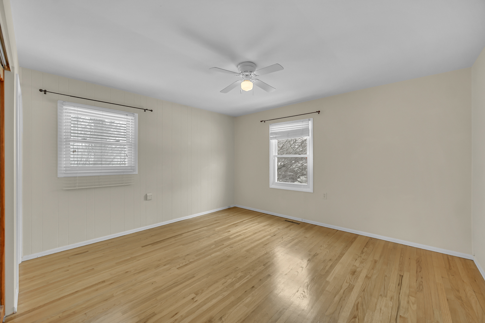 1129 N Cumberland Circle, McHenry, IL 60050