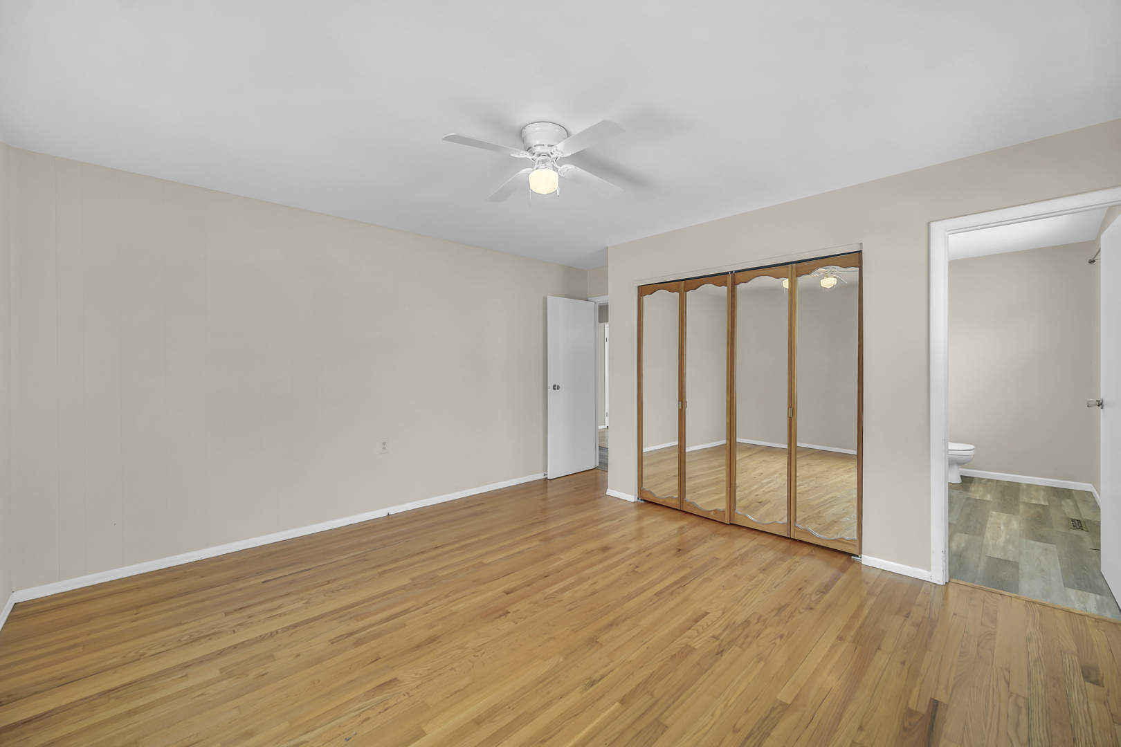 1129 N Cumberland Circle, McHenry, IL 60050