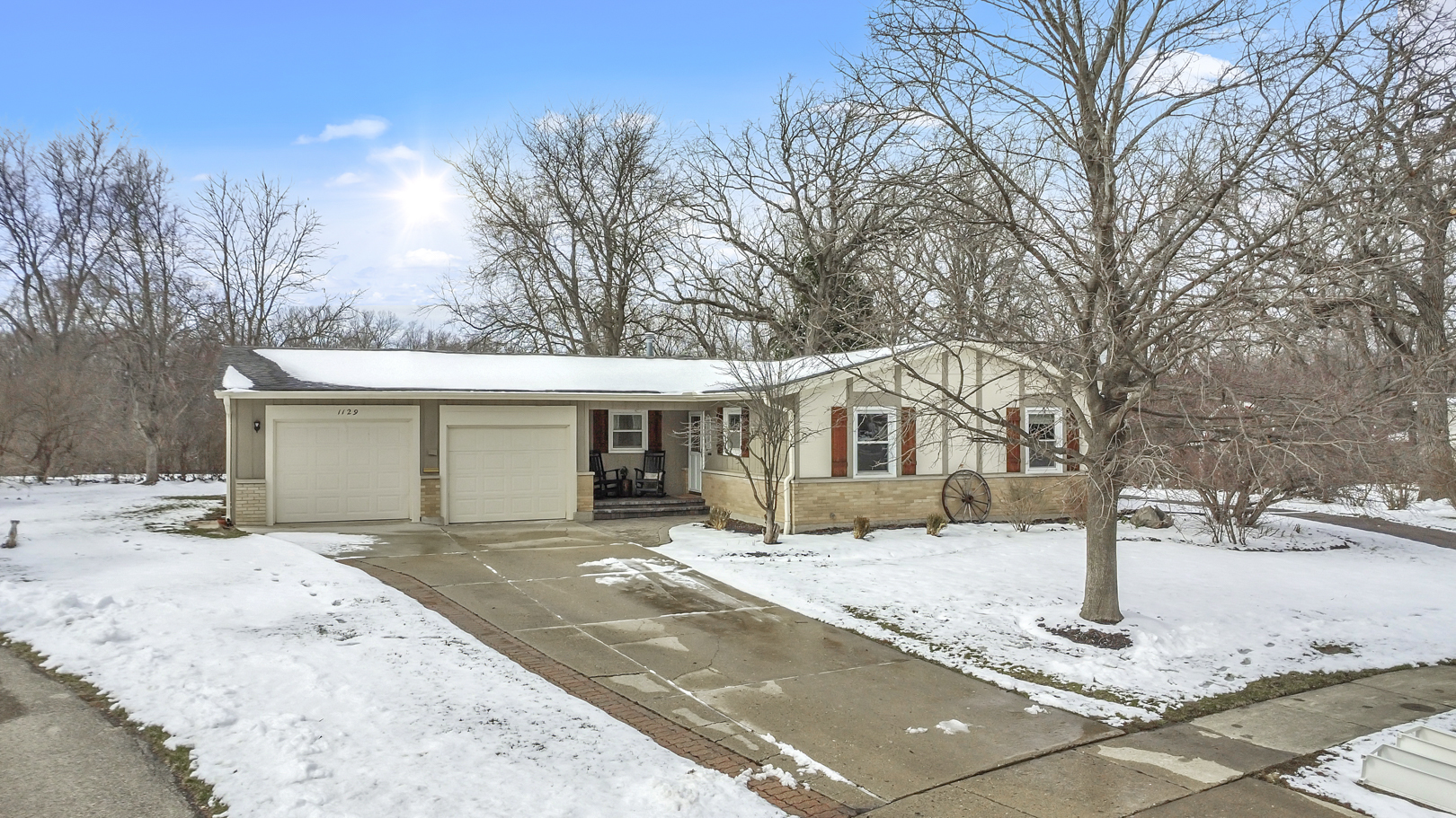 1129 N Cumberland Circle, McHenry, IL 60050