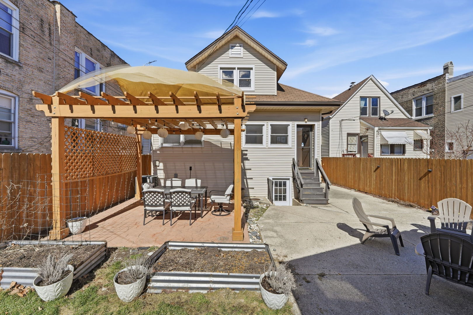 5021 W BERENICE Avenue, Chicago, IL 60641