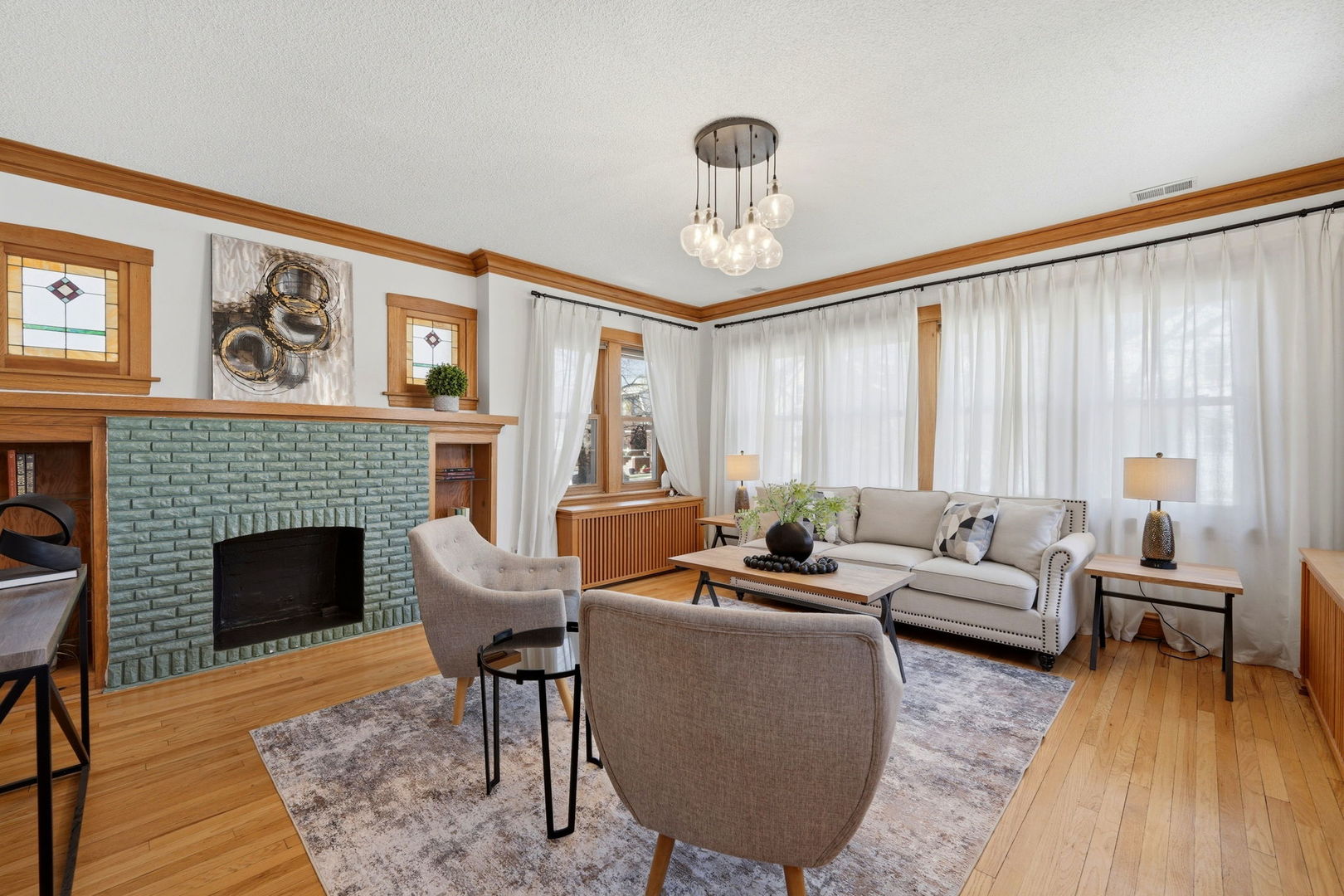 5021 W BERENICE Avenue, Chicago, IL 60641