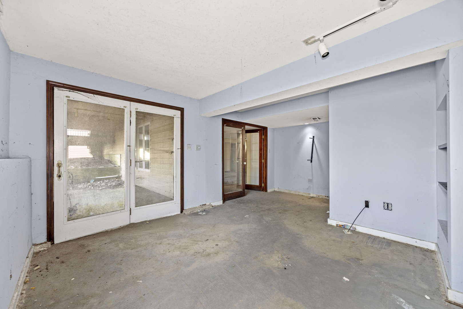 856 Bemis Road, Glen Ellyn, IL 60137