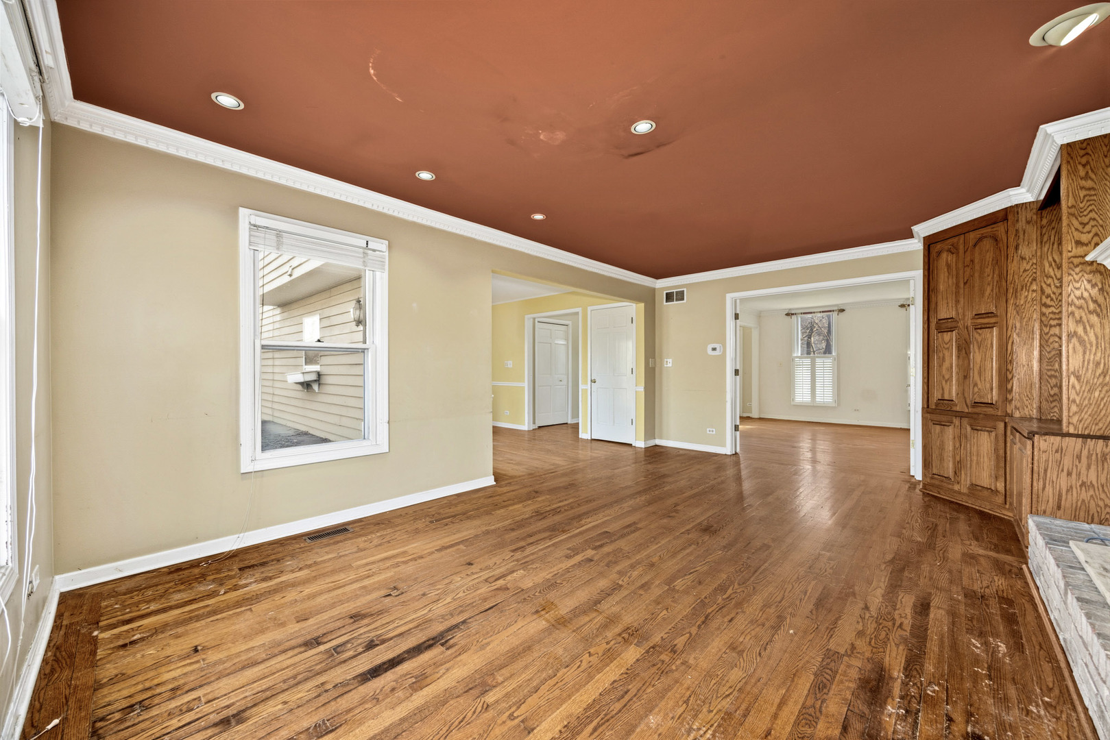 856 Bemis Road, Glen Ellyn, IL 60137