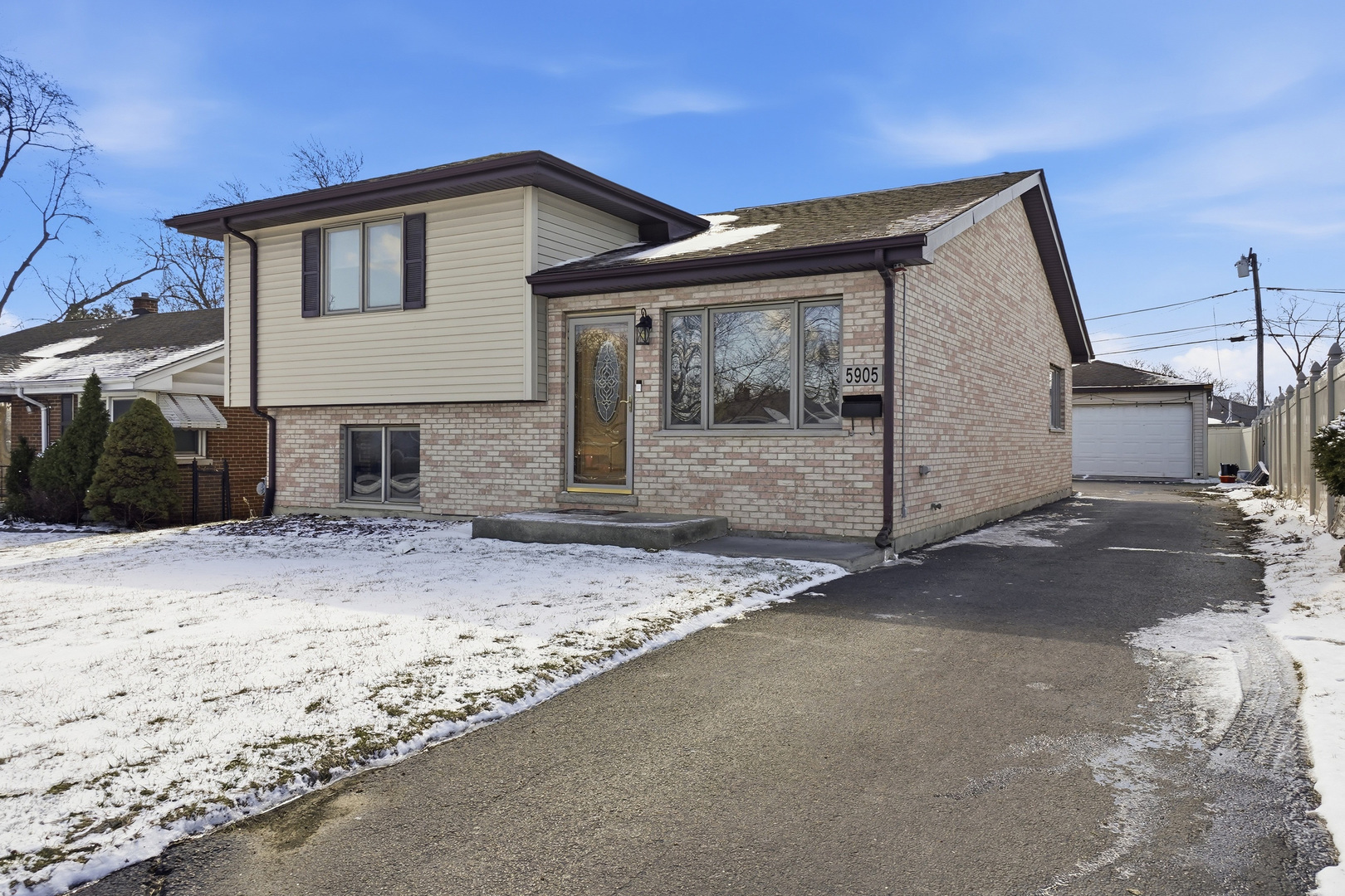 5905 Superior Street, Berkeley, IL 60163