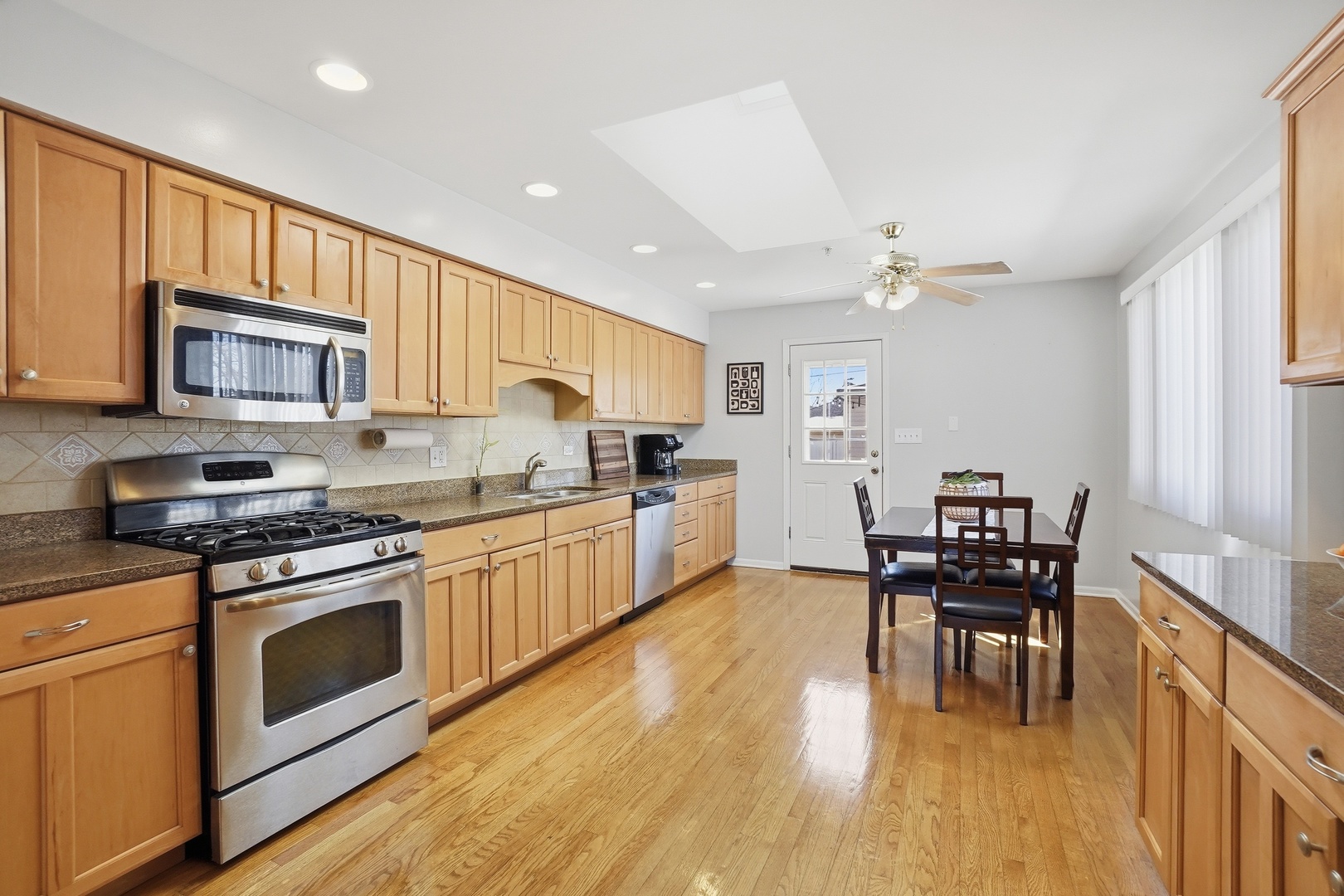 5905 Superior Street, Berkeley, IL 60163