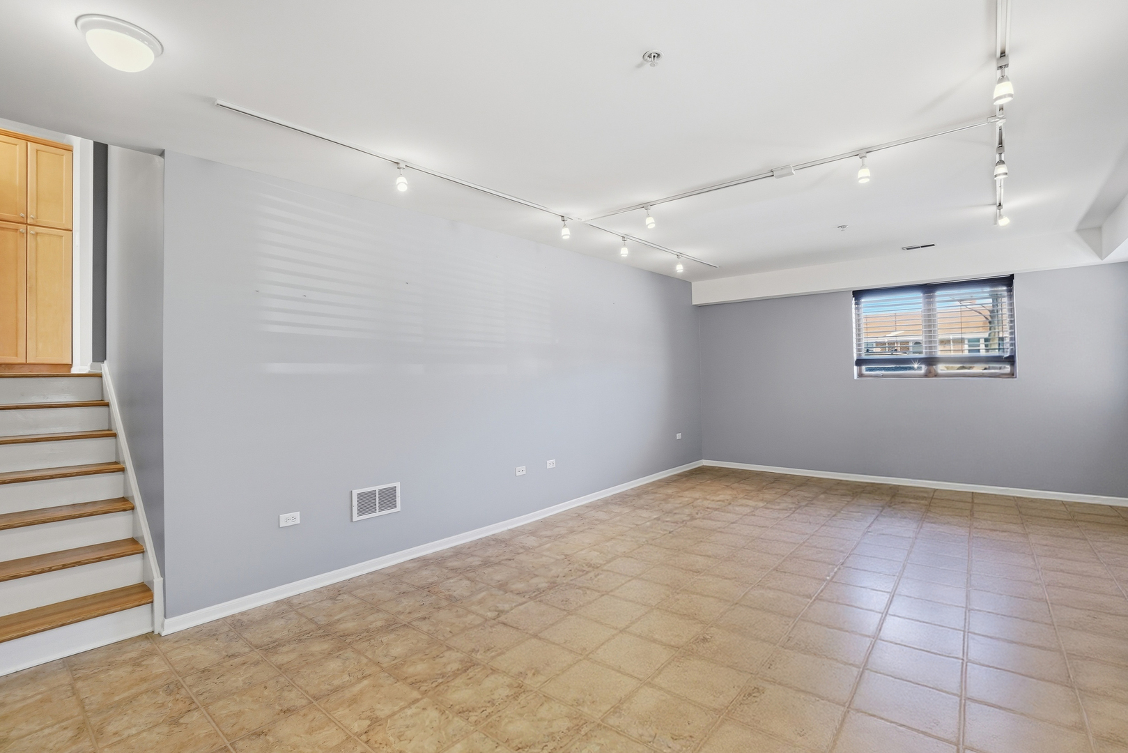 5905 Superior Street, Berkeley, IL 60163