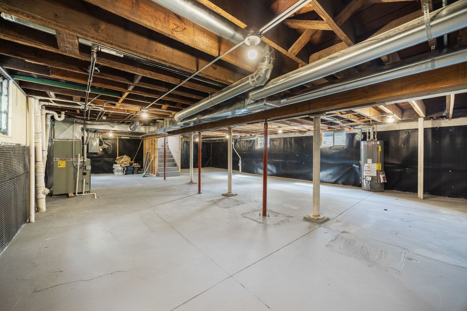 907 Glenwood Avenue, Joliet, IL 60435