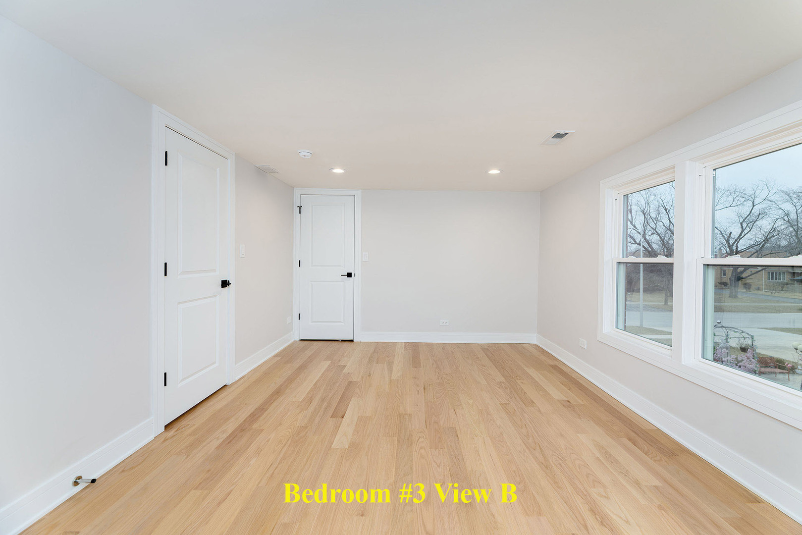 8110 Lockwood Avenue, Burbank, IL 60459