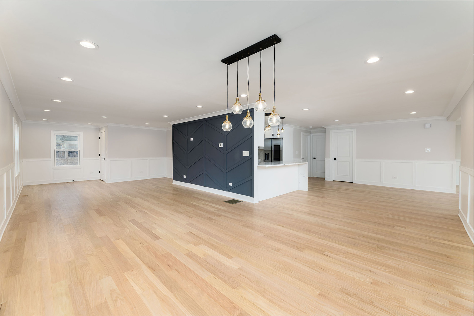 8110 Lockwood Avenue, Burbank, IL 60459