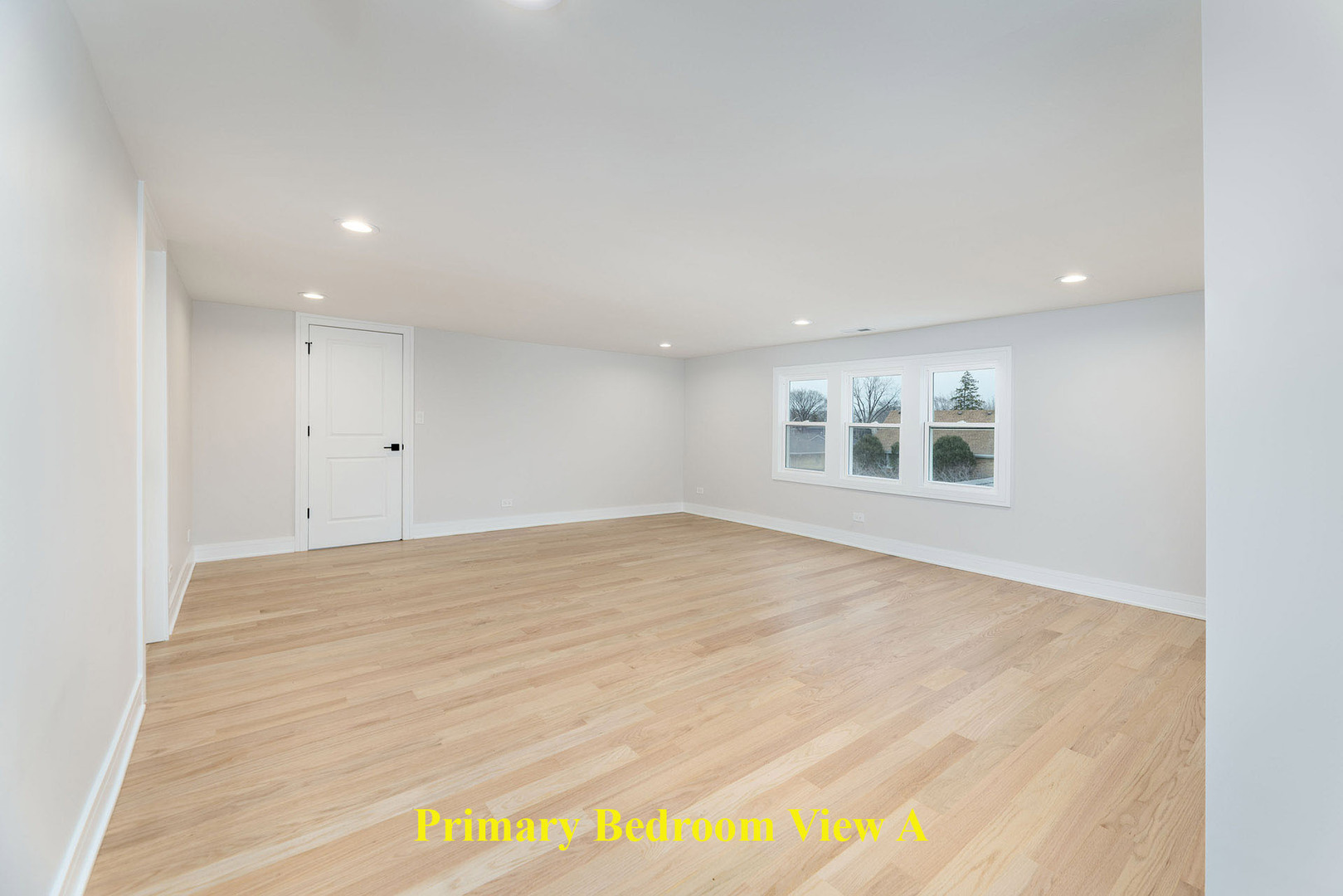 8110 Lockwood Avenue, Burbank, IL 60459