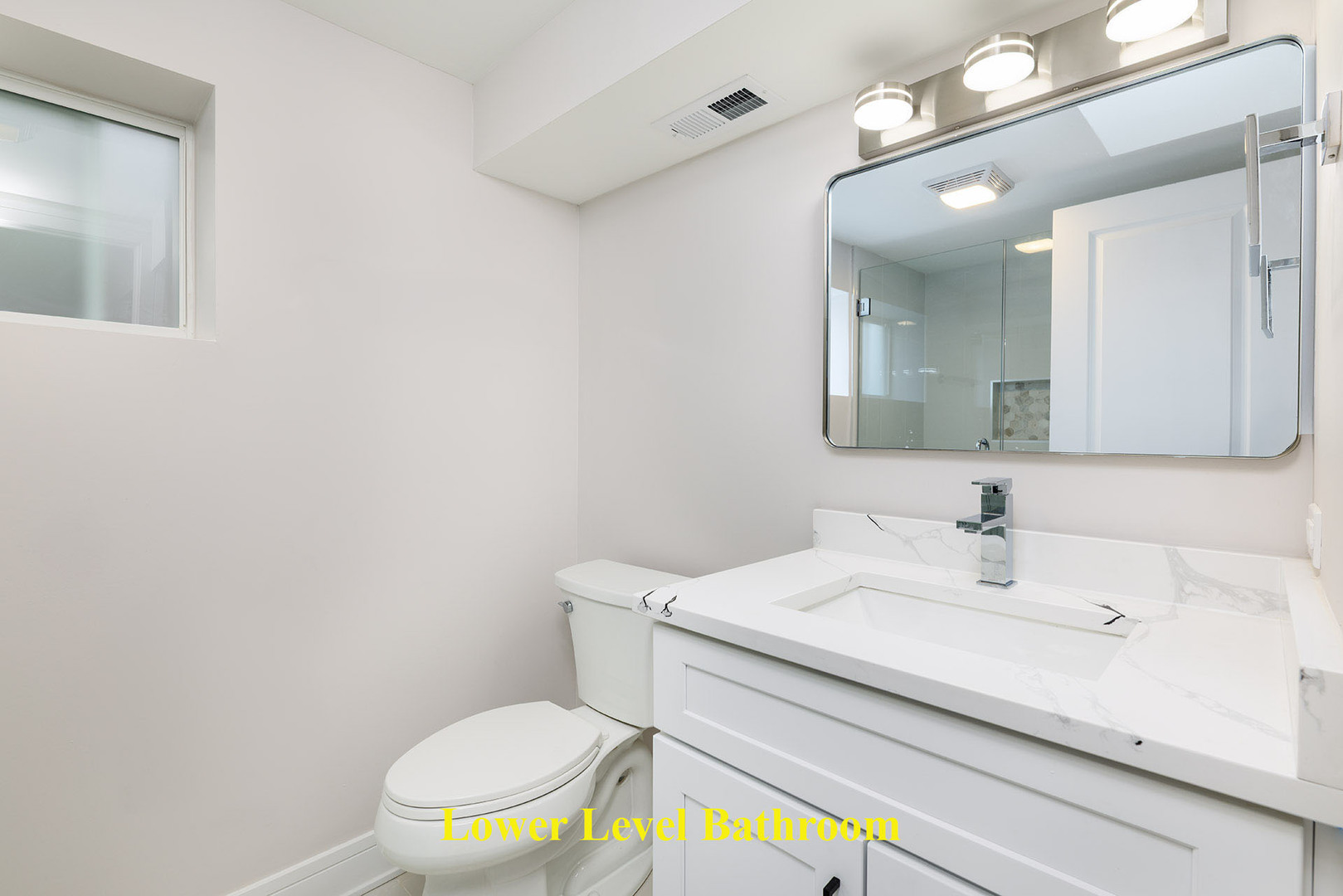 8110 Lockwood Avenue, Burbank, IL 60459