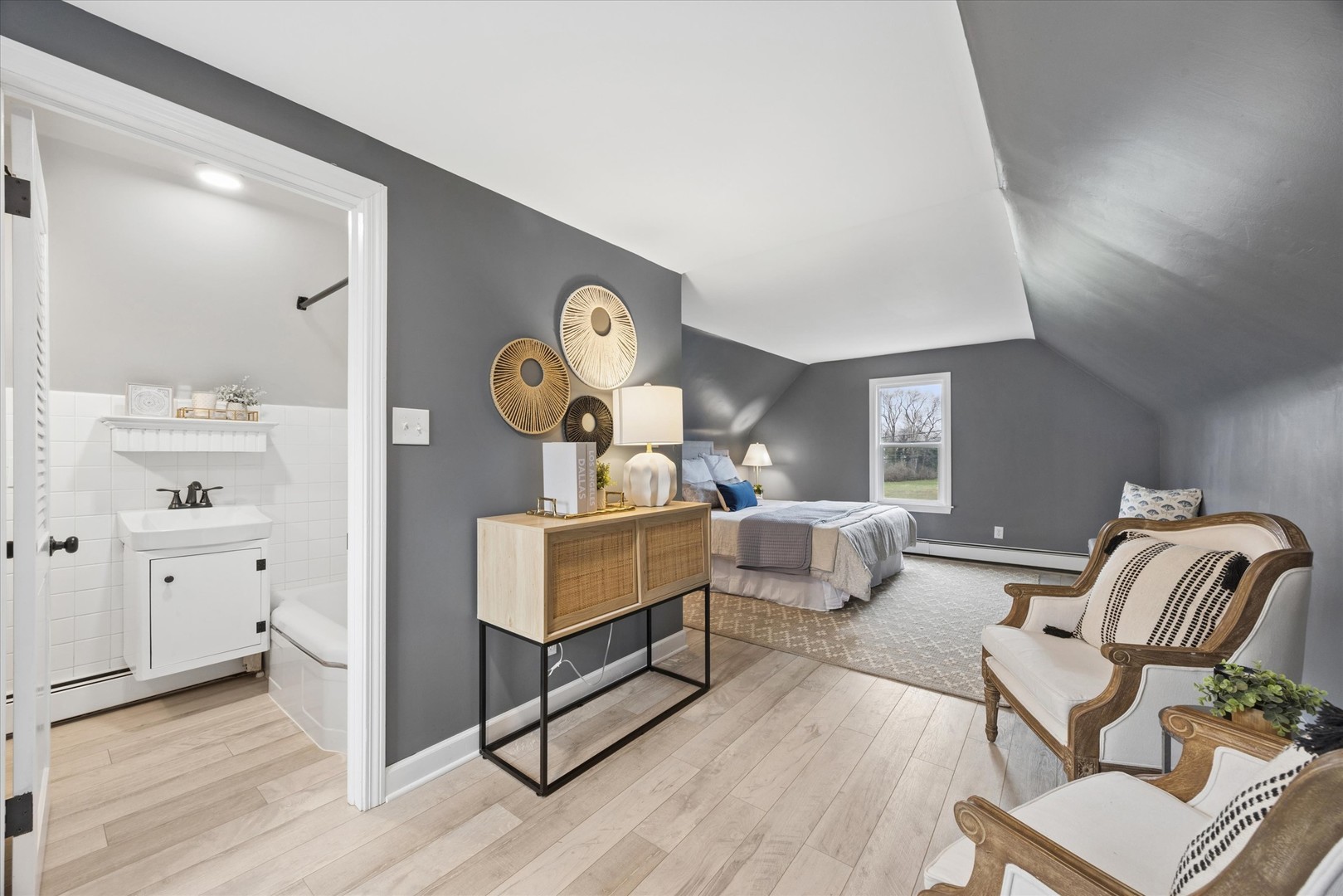 806 Walnut Street, Batavia, IL 60510