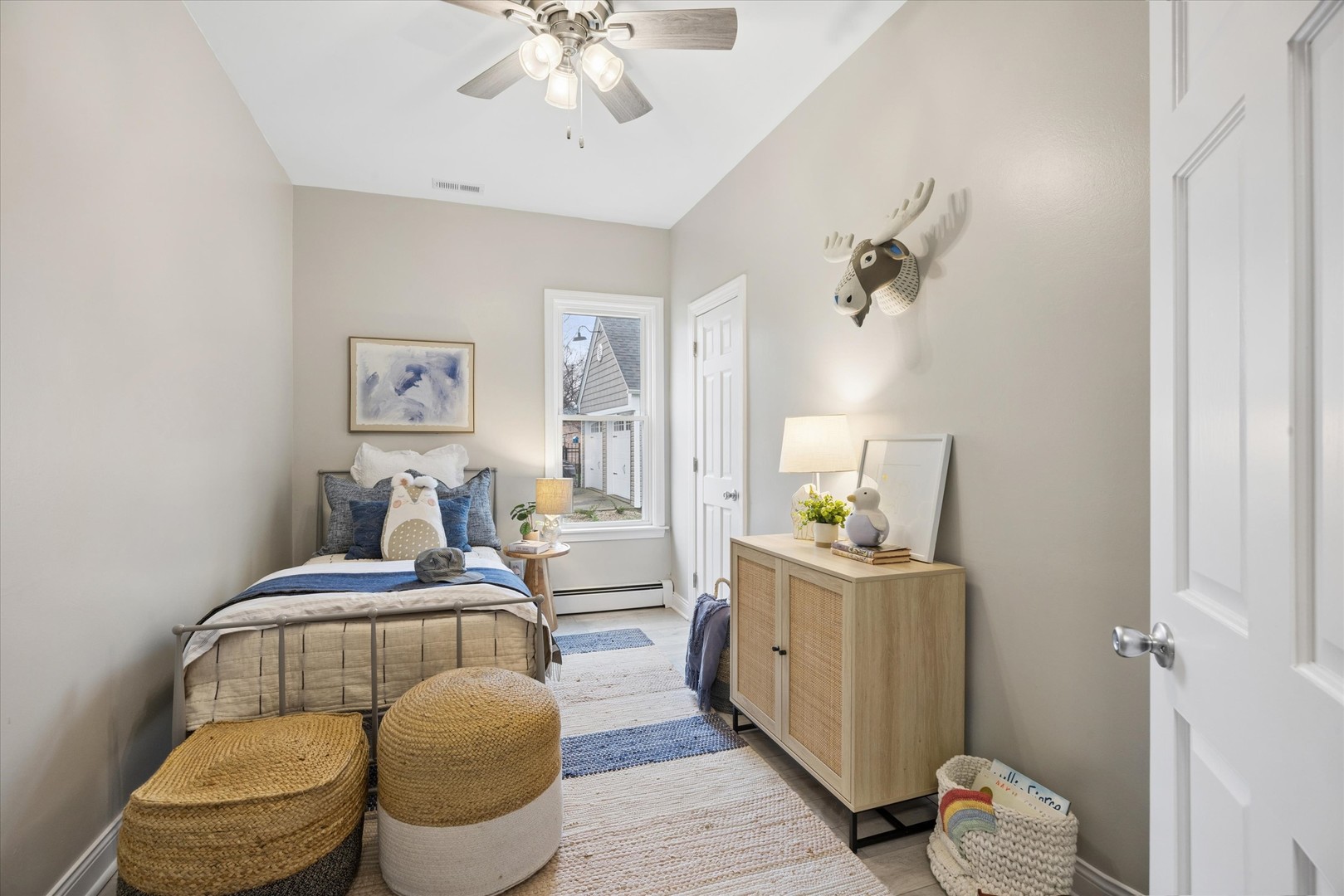 806 Walnut Street, Batavia, IL 60510