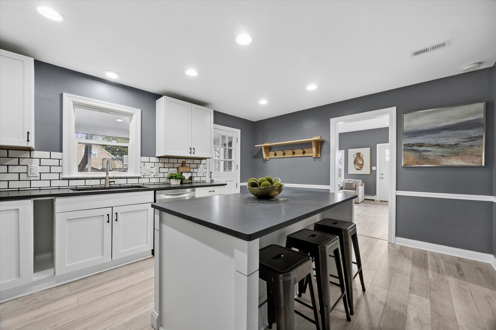 806 Walnut Street, Batavia, IL 60510