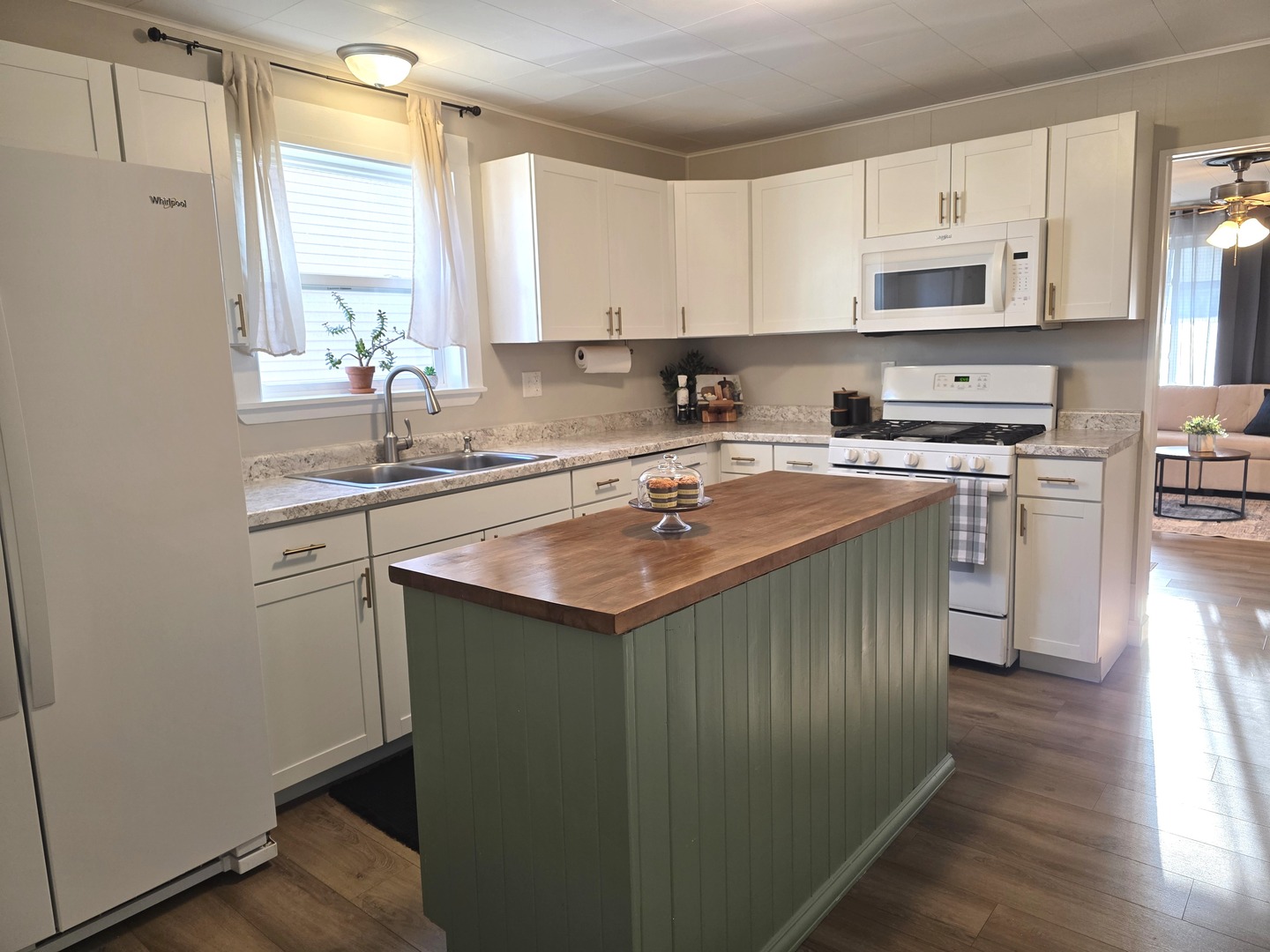 174 N Elm Street, Herscher, IL 60941