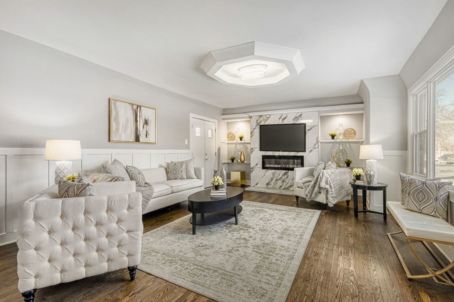 9001 S Claremont Avenue, Chicago, IL 60643