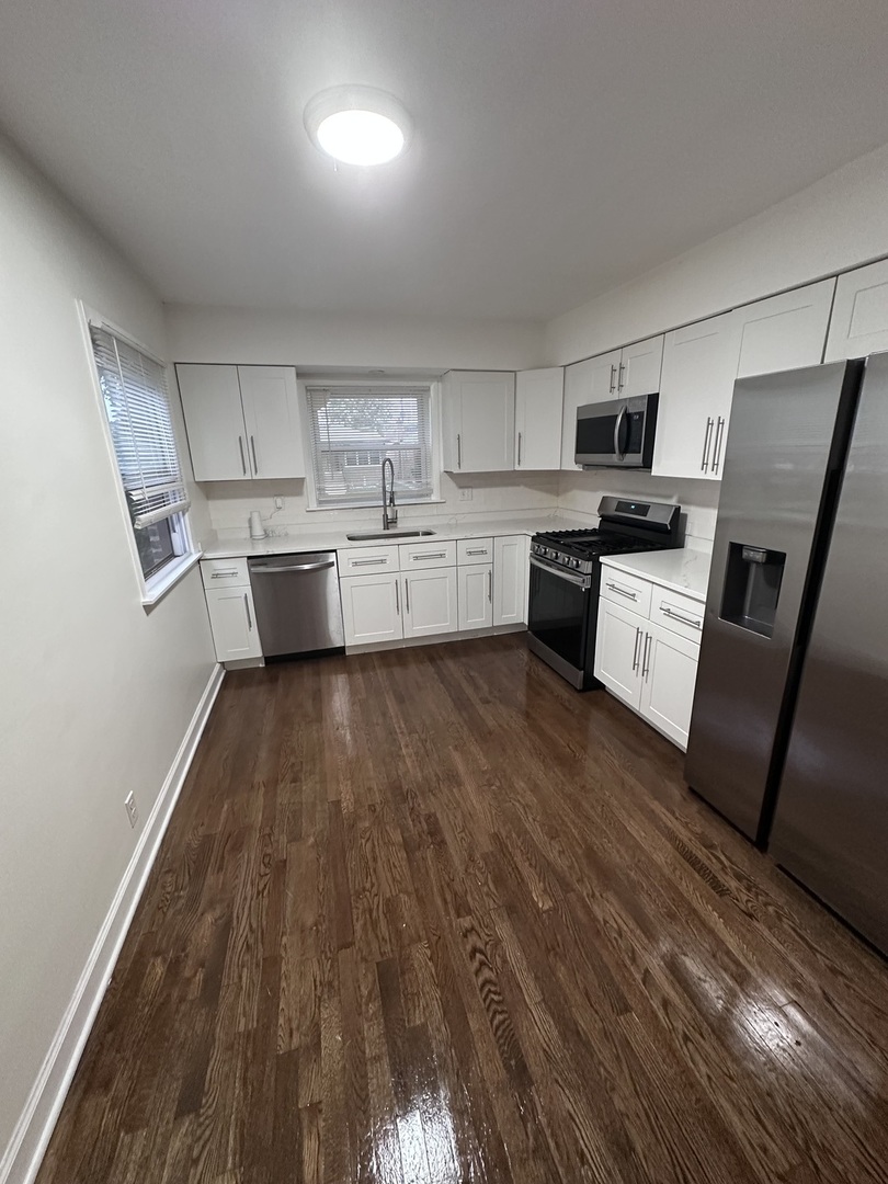 11339 S Avenue M Avenue, Chicago, IL 60617