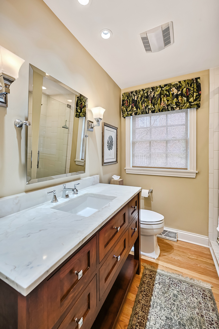 629 Courtland Circle, Western Springs, IL 60558