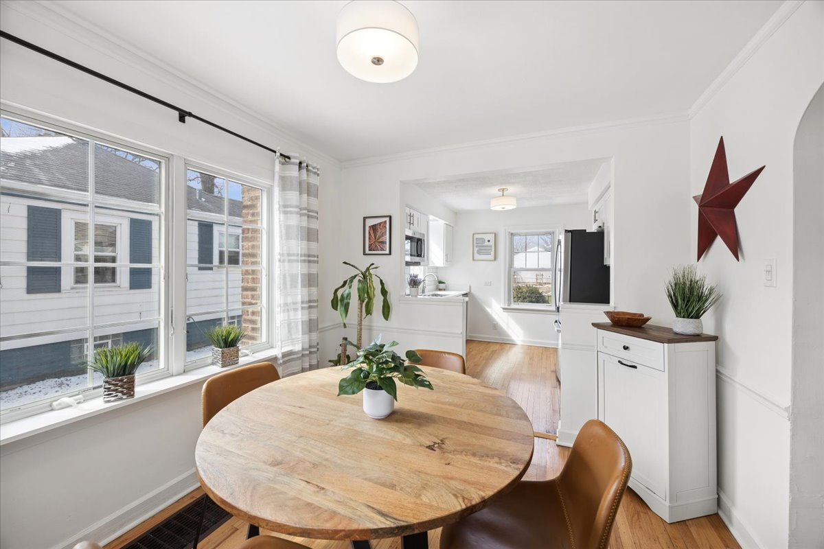 1226 Highridge Parkway, Westchester, IL 60154