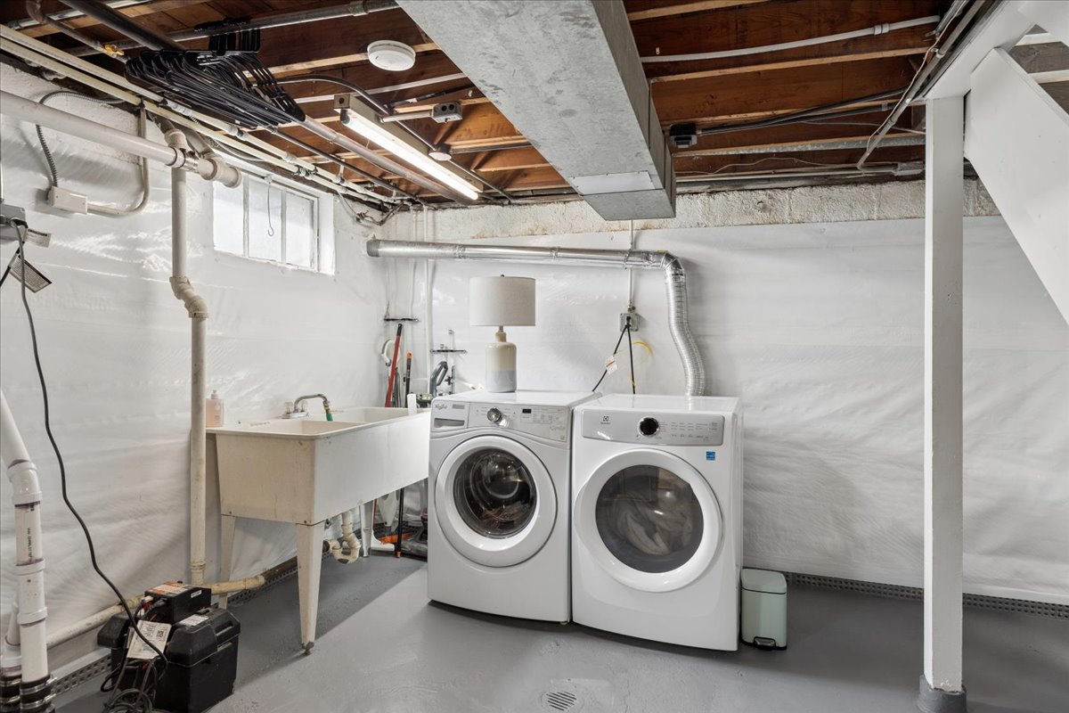 1226 Highridge Parkway, Westchester, IL 60154