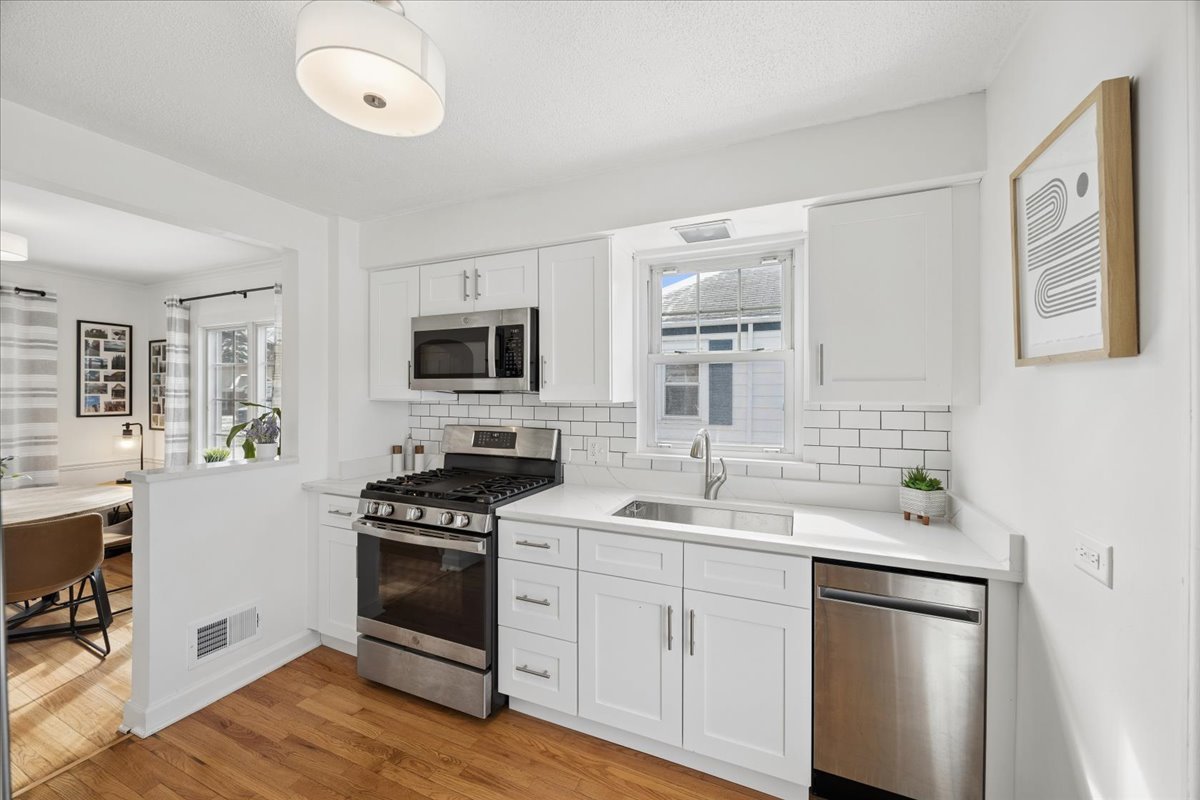 1226 Highridge Parkway, Westchester, IL 60154