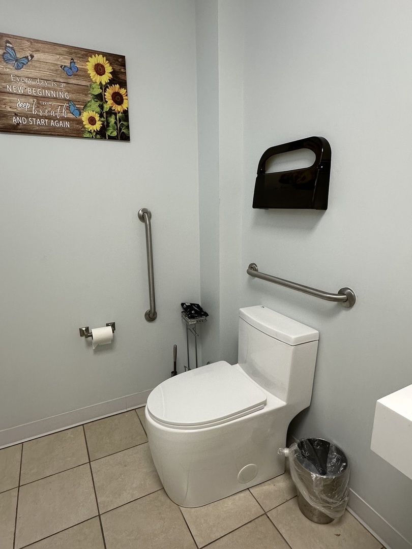 2445 W 71st Street, Chicago, IL 60629